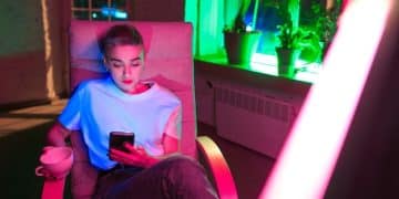 Mobile Gaming & Mental Health: Balance & Avoiding Burnout - Cover Image